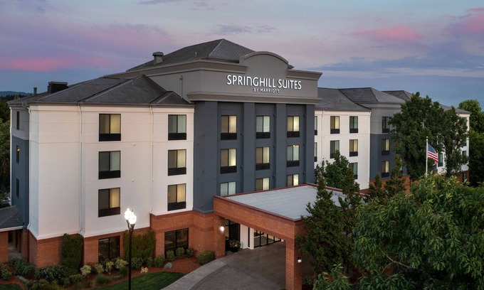 Hillsboro Hotel | SpringHill Suites by Marriott Portland Hillsboro