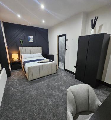 Huddersfield Casa | Springwood Villa