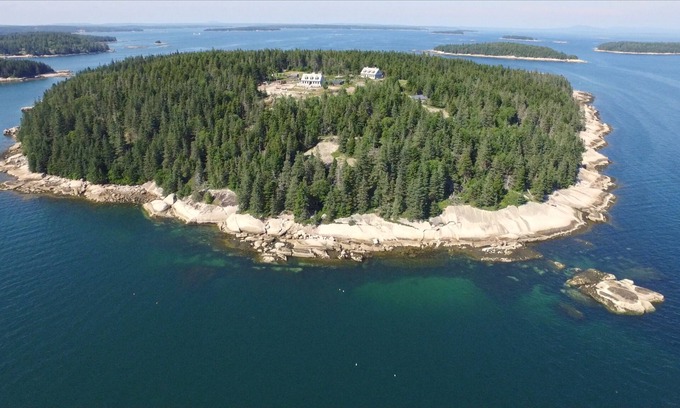 Stonington Cabina | Spruce Island: una isla privada para reuniones grandes o pequeñas