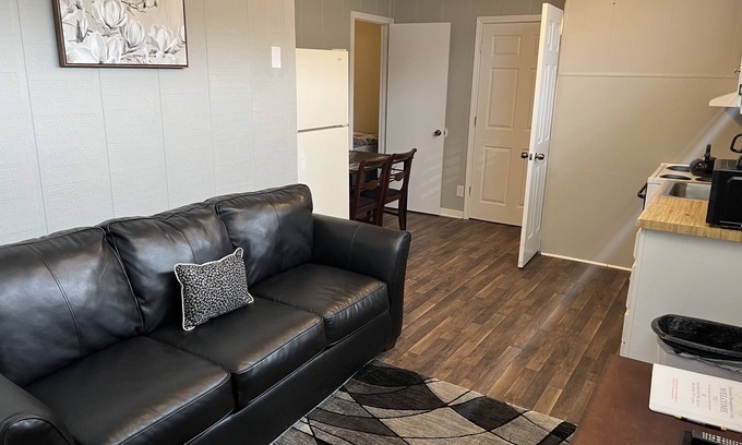 Bluewell Apartamento | Spurrier Unit 10 Cozy 1 Bedroom 1 Bath Pets Welcome