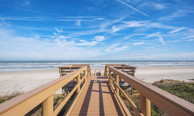 Crescent Beach Condominio | Spyglass 32