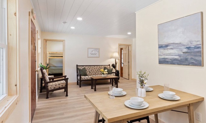 Holderness Casa | Squam Lake 3 bed 3 bath (Suite #7)