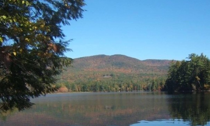 Sandwich Cabina | Lago Squam: retiro rústico en la cala tranquila