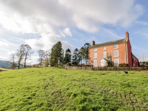 Welshpool Casa | Squires Rest
