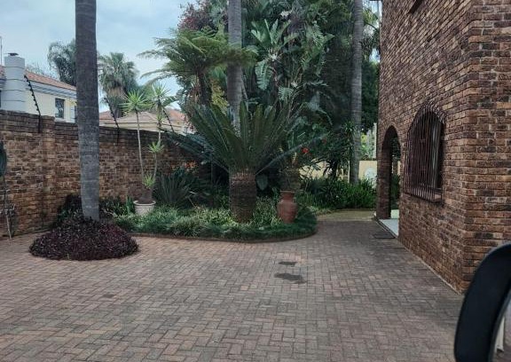 Bedfordview Casa | Squirrels Guest House