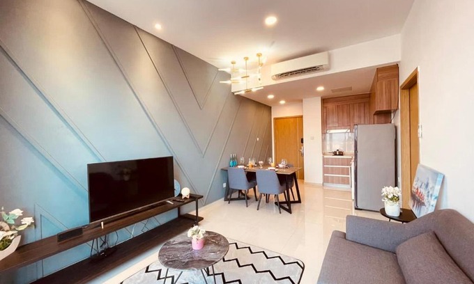 Phnom Penh City Centre Hotel | Seristine Suite @ The Skyline