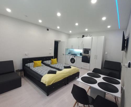 Vasarosnameny Apartamento | Stílus Apartman
