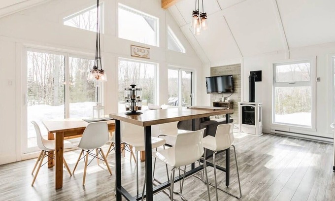 St-Adolphe-d'Howard Chalet De Esquí | St-Adolphe-d'Howard - Spa - Hôm