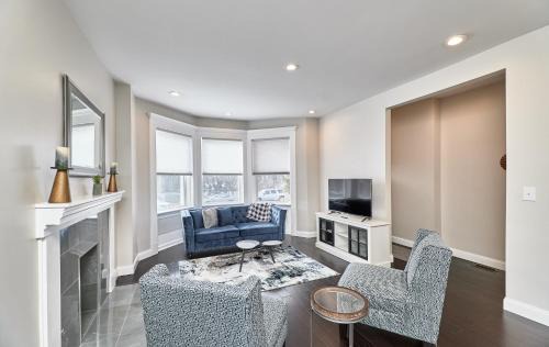 Central West End Apartamento | St Louis 2BD 2BA, Forest park, BJ Hospital, Science Center, eats
