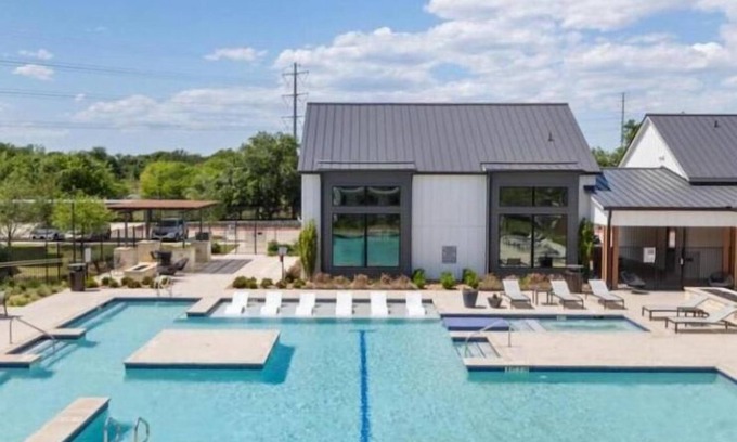 Central West End Apartamento | St Louis Gorgeous 2BD 2BA Central West End Apartment