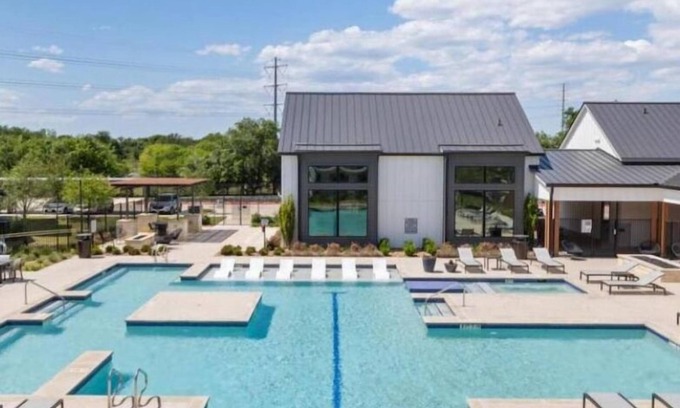 Central West End Apartamento | St Louis Stylish 2BD 2BA Central West End Apartment