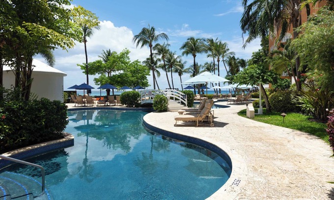 Little Battaleys Apartamento | St Peter's Bay 103 in Speightstown by Personal Villas - Contemporary Convenience