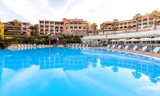 Agay Apartamento | St Raphaël, Village Cap Esterel, Appartt2 Vue Mer, Golf, Clim, 5 Piscines Jardin