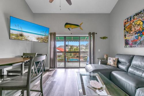 Gulf Lagoon Beach Casa | St Thomas Square Villa 414