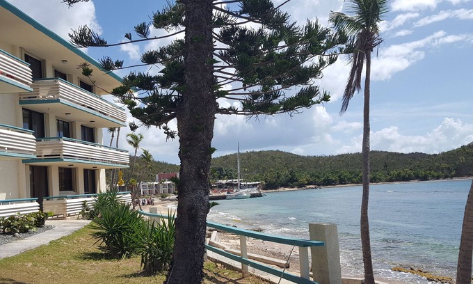 Bolongo Bay Apartamento | St. Thomas, USVI, estudio frente al mar en Bolongo Bay, Watergate Villas East