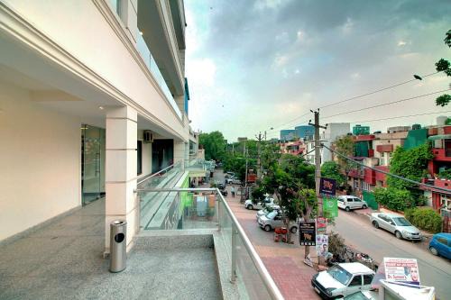 DLF Phase 3 Casa | STAAYZ Premium Gurgaon