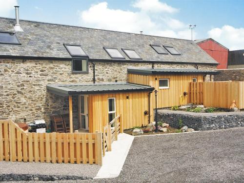 Rhyd-y-foel Casa | Stable Barn - Hw7591