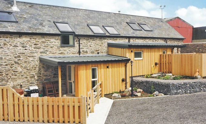 Rhyd-y-foel Cabaña | Stable Barn - HW7591