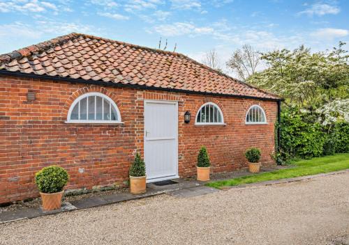 Neatishead Casa | Stable Cottage