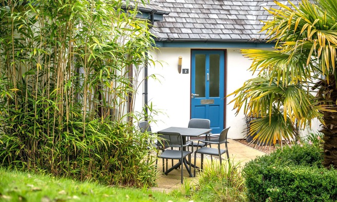 Carnon Downs Cabaña | Stables Cottage (pet free)