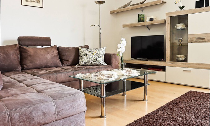 Celle Apartamento | Stadtnah mit Terrasse und Gartenruhe Direkt am Naturschutzgebiet