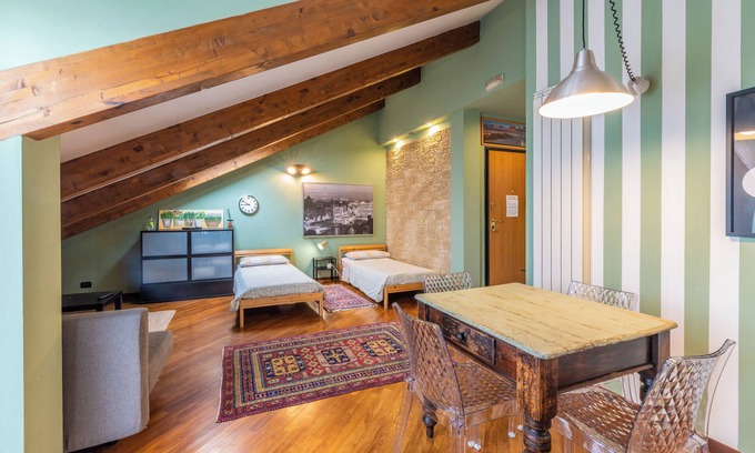 Parella Apartamento | Stagabin - Bellissima mansarda in zona tranquilla e servita.