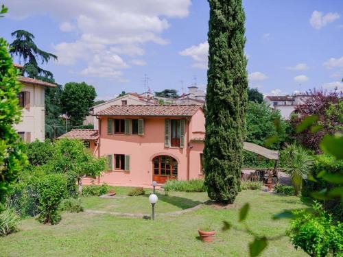 Santo Spirito Villa | Stalla - Villa with garden in the historic center