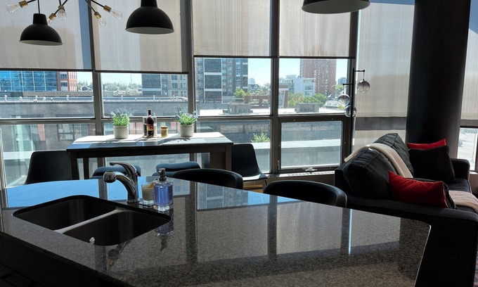 Victoria Park Apartamento | Stampede Heart of Calgary Luxury 1 bedroom apartment Parking included