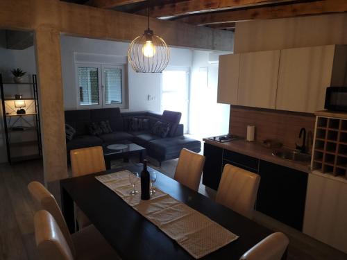 Siroki Brijeg Apartamento | Stan na dan BOVKA