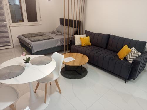 Loznica Apartamento | Stan na dan Lagator- Loznica