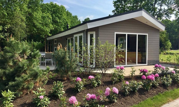 Ede Chalet De Esquí | Stand-alone luxury vacation home for 5 persons.