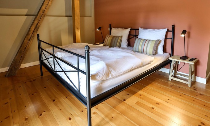 Oberhavel Apartamento | Standard Doppelzimmer Mildenberg - Storchenhof Blumenow