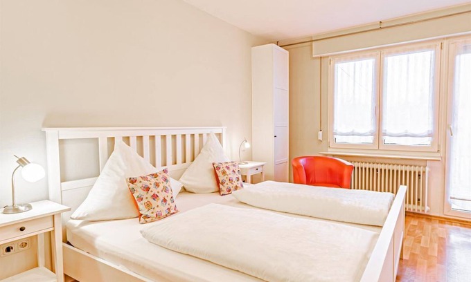 Langsur Cama Y Desayuno | Standard Doppelzimmer mit Balkon - Weingut Johannishof