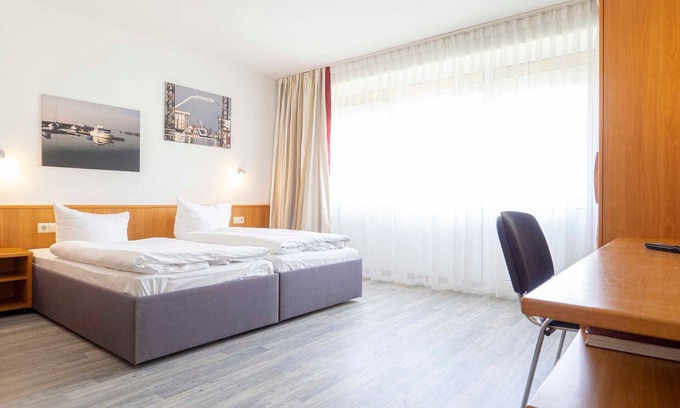 Stralsund Apartamento | Standard double room - Motel Stralsund