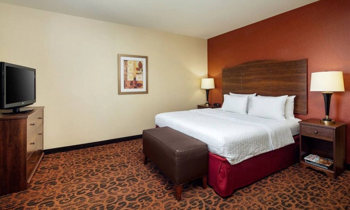 Scottsdale Casa | Standard King, Hampton Inn & Suites, Outdoor Pool, Complimentary Breakfast