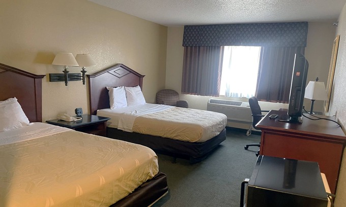 Eagan Casa | Standard Queen Room with Two Queen Beds Non - Smoking