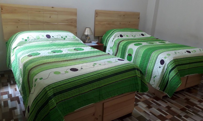 Huaquillay Cama Y Desayuno | Habitacion estandar 2 camas