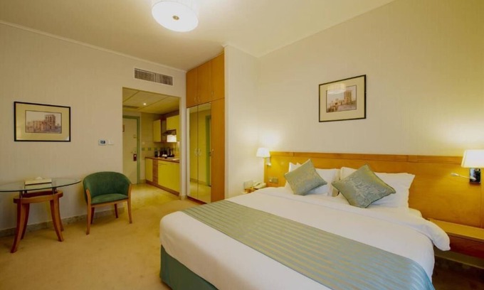 Al Qusais Apartamento | Standard Studio Near By Al Shaklan Market Ab