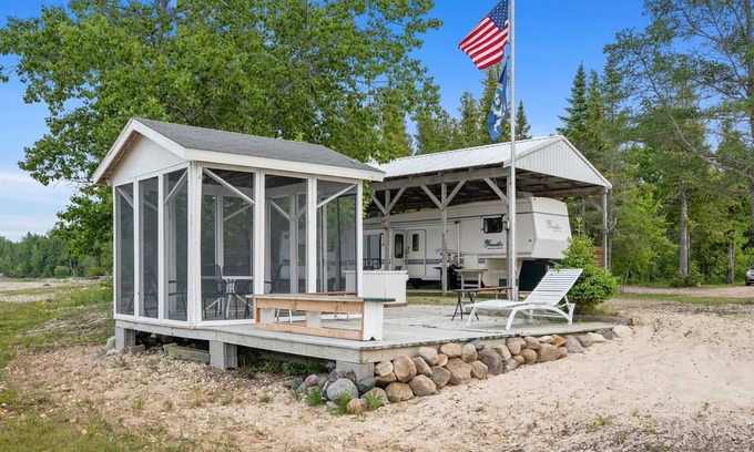 Carp Lake Cabaña | Stans RV on Lake Michigan