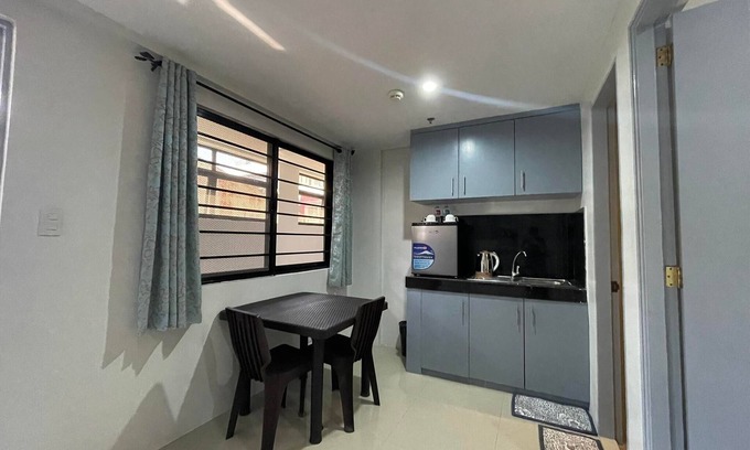 Pio del Pilar Hotel | Star DeMakati Transient Inn