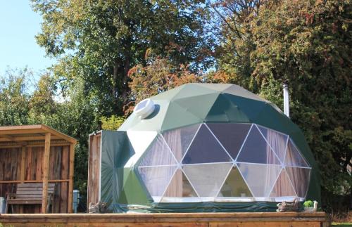 Cuddesdon Otro | Star gazing Dome 1 MERCURY with cozy log burner