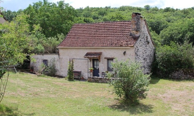 Saint-Chels Casa | Star gîte with swimming pool in the countryside