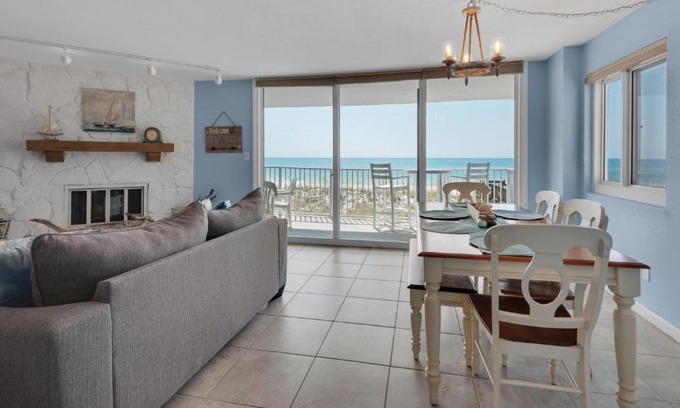 Pensacola Beach Casa | Starboard Village 225- Sandpiper Cottage