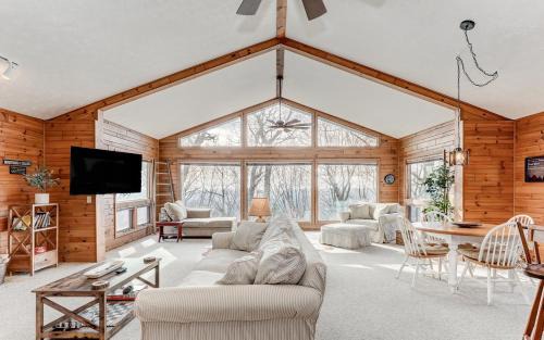 Tate Casa | Starcross Summit - Sunny spaces gorgeous views