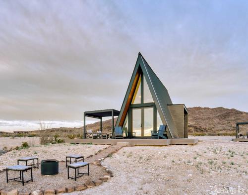 Study Butte-Terlingua Casa | Stardust Big Bend Luxury A-Frame#3 with a fab view