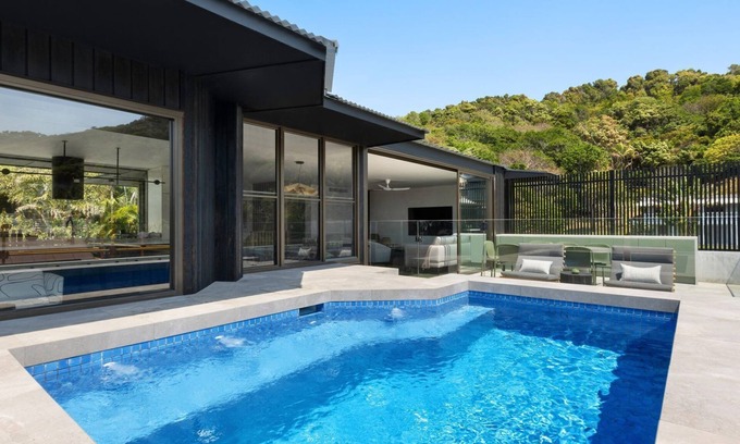 Byron Bay Casa | Starfall - designer retreat moments from the beach