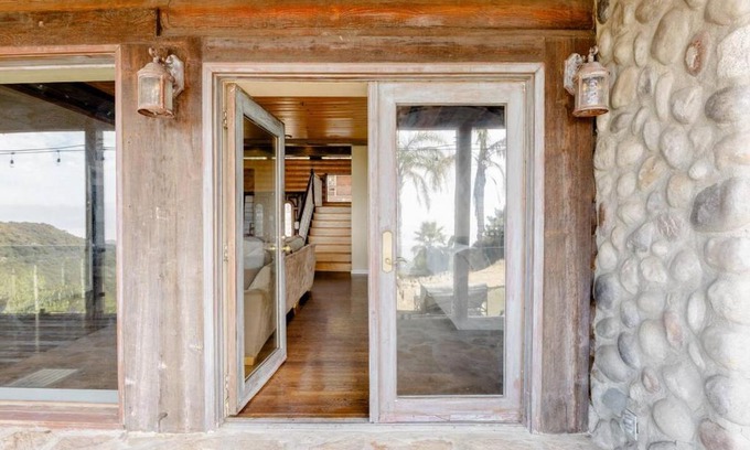 Calabasas Casa | STARGATE RESORT - Malibu