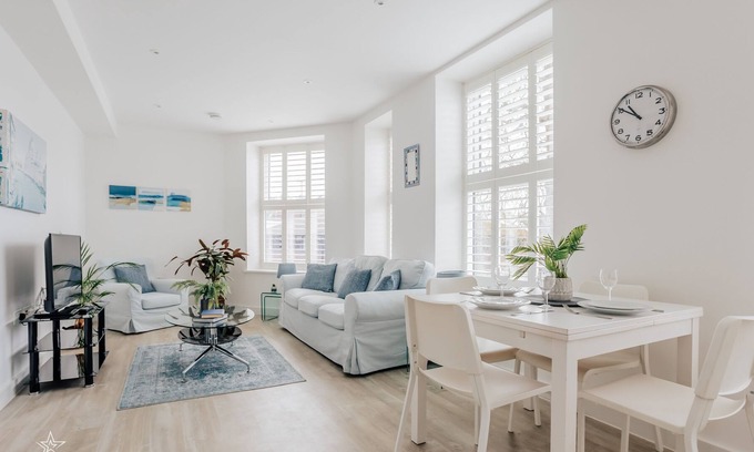Guildford Apartamento | StarHost Residences | Large Modern 2 Bedroom Apartment in Guildford