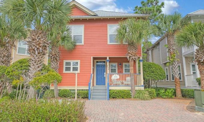 Santa Rosa Beach Casa | Stars Hollow Cottage - 3 bedrooms sleeps 10