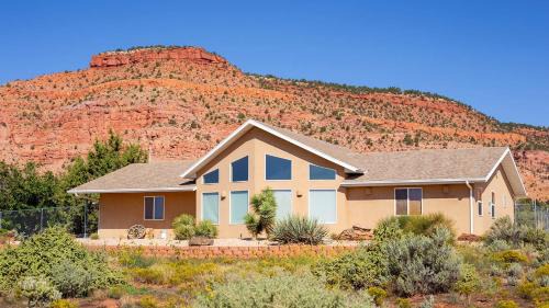 Kanab Casa | Starzz Ranch Kanab UT Vacation Home Red Rock Views